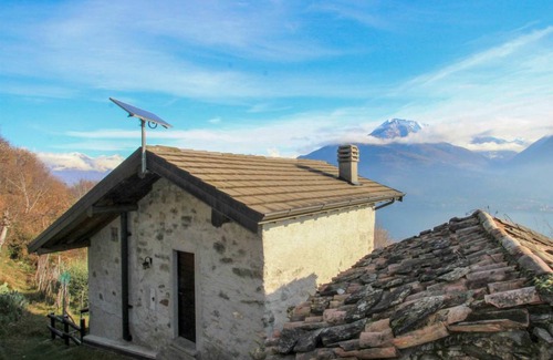 Vignola Other | Cozy 1-Bedroom House with Lake and Mountain Views
