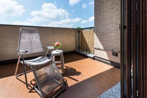 Melegnano Bed & Breakfast | Elegant Bed and Breakfast with Kitchen - Rated 10/10