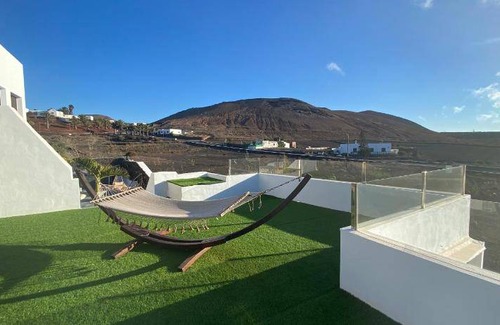 Tinajo Resort | Spacious 50 m² Resort with Pool & Spa for Up to 7 Guests