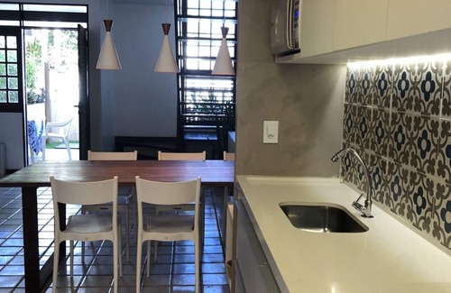 Barra Mar House | Just Steps from the Beach: Family-Friendly Ocean View Stay