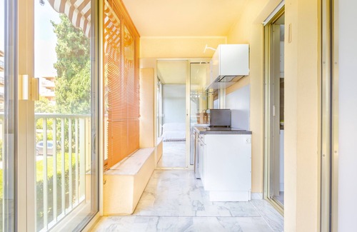 Saint-Laurent-du-Var Apartment | Serene Retreat Steps from the Sea: 2 Room Terrace Oasis