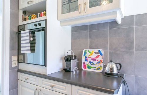 Saint-Laurent-du-Var Apartment | Serene Retreat Steps from the Sea: 2 Room Terrace Oasis