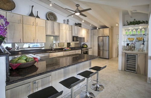 Peterborg House | Experience Relaxation with 20% Off in Beachfront Villas