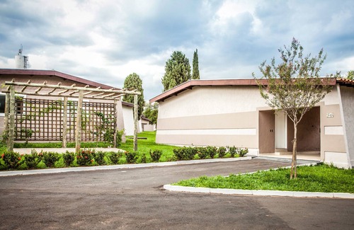 Bady Bassitt Hotel | Comfortable Stay at 50 Plus Hotel Flat with Pool & Dining