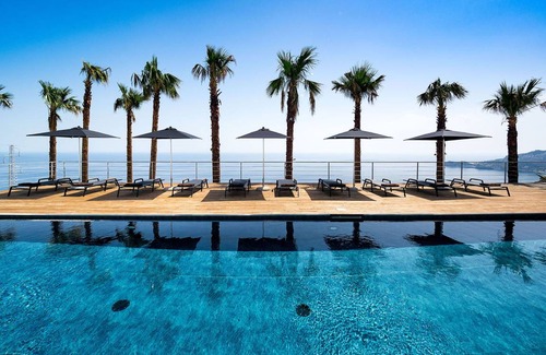 Letojanni Villa | 500 m² Villa ∙ 7 bedrooms ∙ 14 guests