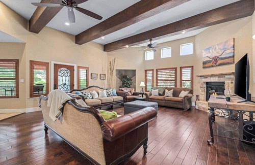 Travis Landing House | Discover 5003 McCormick Mountain: Family-Friendly Retreat