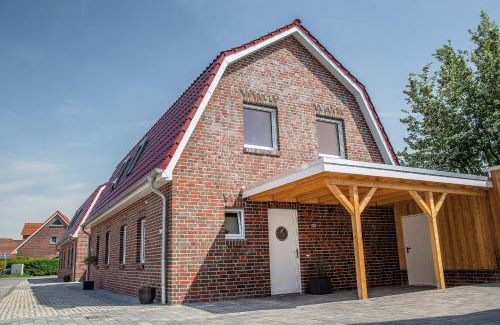 Carolinensiel House | Deichkajüte 3: Family-Friendly Retreat with Top Ratings