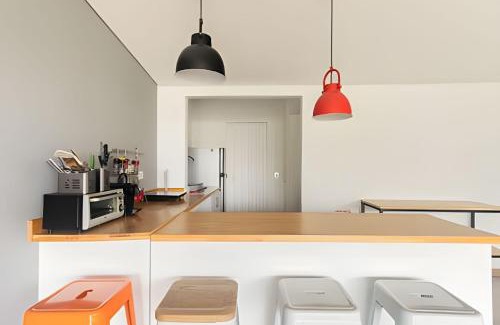 Zona Rosa Apartment | Bright and Stylish Terrace Apartment Near T Zone Andino
