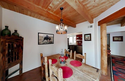 Northeast Santa Fe House | Family-Friendly Retreat at 501 Rio Grande Ave F2 with Pool