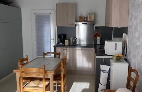 Correncon-en-Vercors Apartment | Convenient Escape Near Resort Center with Balcony & Spa