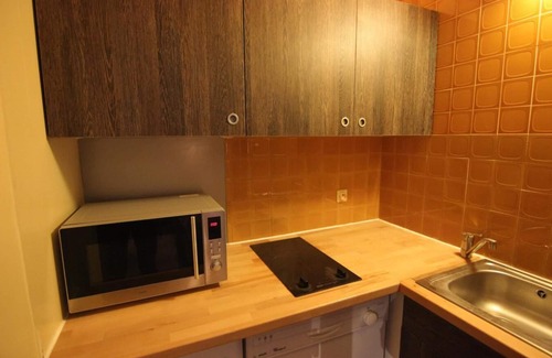 Val-Thorens Apartment | Convenient Stay in Val Thorens with Balcony & Ski Locker
