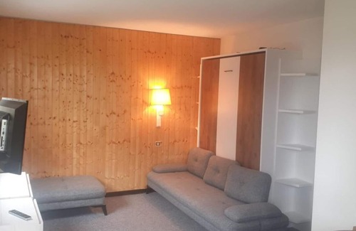 Val-Thorens Apartment | 50m from ski slopes, 3rd floor, balcony, tv, ski locker, 39m², Val Thorens
