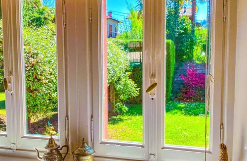 Cannobio House | Relaxing 5½-Room House with Garden and Lake View