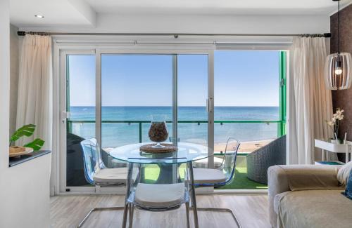 Playa Honda Apartment | Oceanfront Retreat at 51 Avenue Playa Honda - A 4-Star Escape