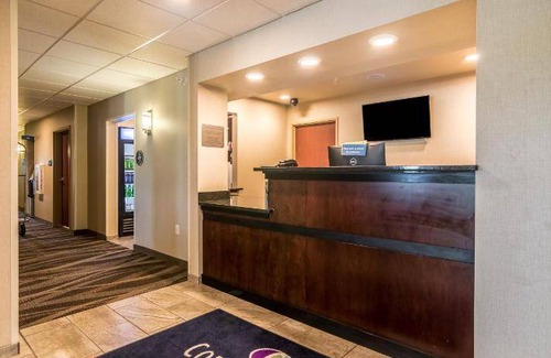 Lakin Hotel | Spacious 51 m² Hotel for Up to 6 Guests - Pet Friendly!