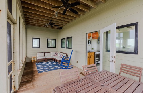 Matagorda House | Unforgettable Ocean Views at 512 Beach House Retreat