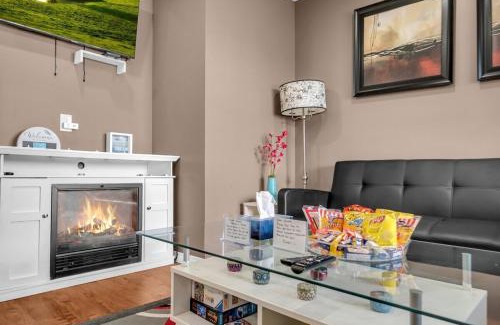 Calgary Apartment | Family-Friendly 3-Bed Suite Near Lake Central Airport