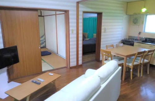 Ota-Kami Machi Apartment | Cozy Japanese-Western Style Room Near Ota Station