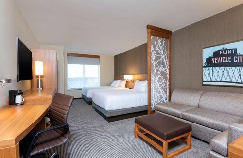 Flint Hotel | Exceptional 5-Star Hotel with Kitchen for 6 Guests