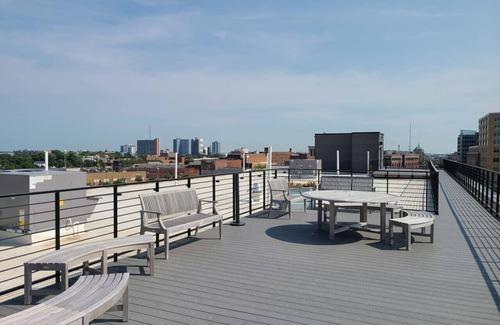 Champaign Apartment | Prime 520 Neil: Downtown Champaign with Family-Friendly Amenities
