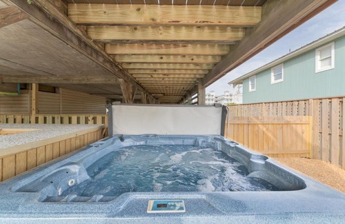 Kill Devil Hills House | Pet-Friendly Retreat at 5220 - Sandy Paws by Resort Realty