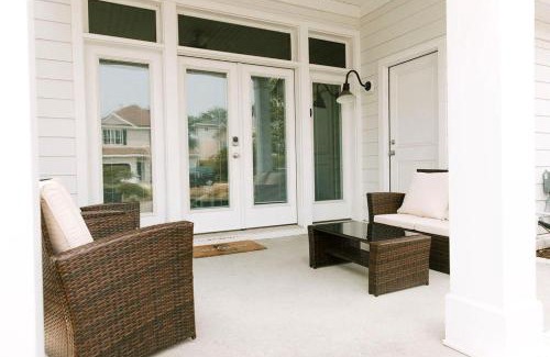 Northeast Virginia Beach House | Family-Friendly Getaway at 527 The Cape Henry House