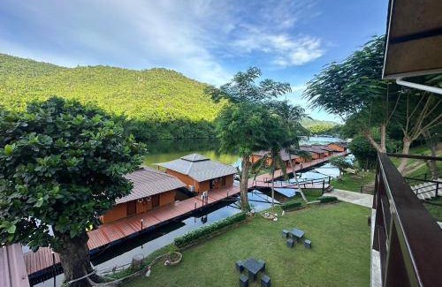 Tha Kradan Resort | Inviting 53 m² Resort with Kitchen for Up to 4 Guests