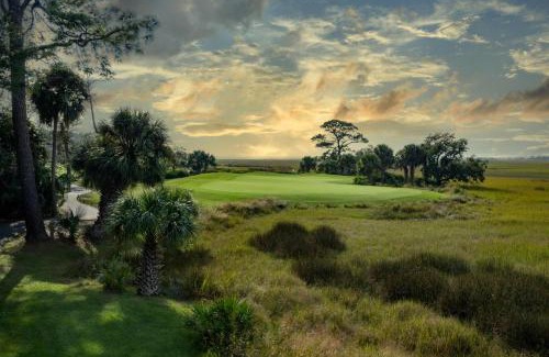Saint Helena Island House | Impeccable 532 Sunsuite: Family-Friendly with Pool Access
