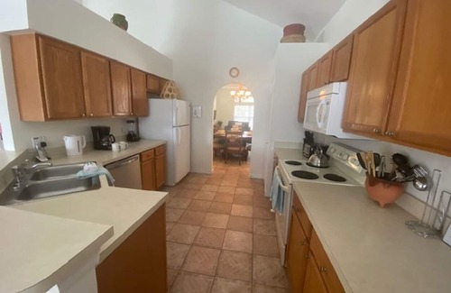 Thousand Oaks Villa | Perfect 4 Bedroom Home with Pool, Hot Tub & Water Views