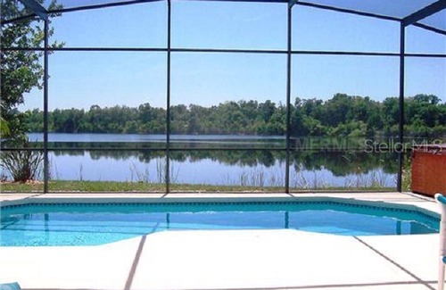 Thousand Oaks Villa | Perfect 4 Bedroom Home with Pool, Hot Tub & Water Views