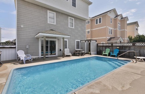 Kill Devil Hills House | Experience Killin Time with Family and Pets Welcome