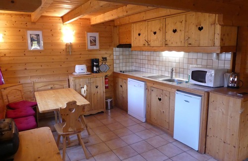 Saint-Gervais-les-Bains Ski Chalet | Cozy Chalet for 4 in Saint Gervais Mont-Blanc with Pool