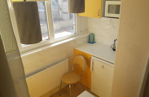Dzerzhyns'kyi District Apartment | Discover 54 Цілиноградська вулиця: Pet Friendly & Pool