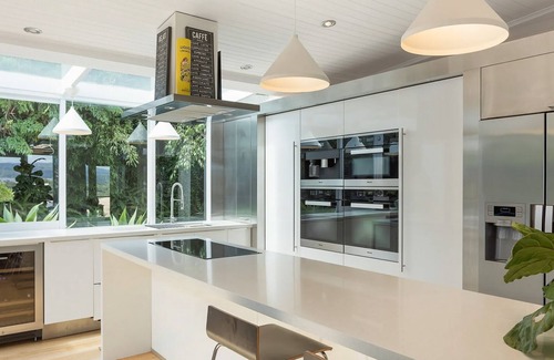 Merimbula House | 54 Lake - Beautiful Views, Perfect Location!