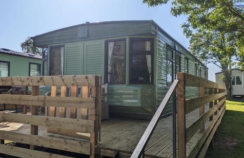 Ardentinny House | Pet-Friendly Retreat at 55 Glenfinart Caravan Park