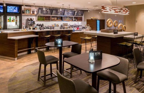 Thousand Oaks Hotel | Spacious 55 m² Hotel with Spa, Pool & Perfect Reviews