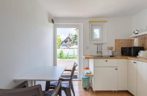Gardony House | Spacious 2-Bedroom House with Pool for Up to 6 Guests
