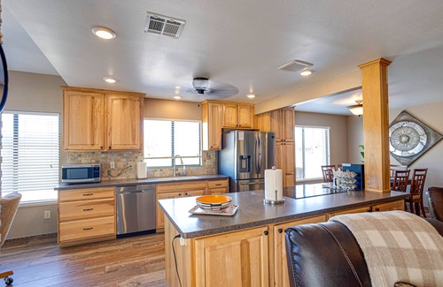 Fountain of the Sun House | Inviting Fountain of the Sun Townhome with Golf Views