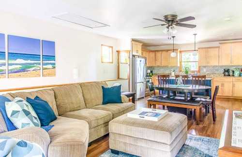 Michiana House | Wade's Lookout: Oceanfront Retreat with Pets and Firepit