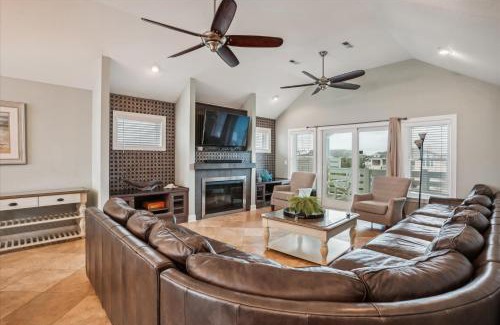 Nags Head House | Family-Friendly Landfall II with Pool & Hot Tub Amenities