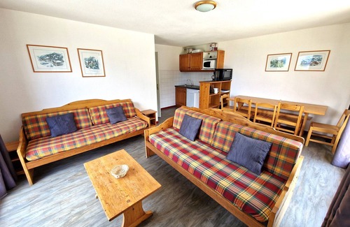 Valfrejus Apartment | 55m² Apartment with 2 balconies, near ski lift, sleeps 8-10