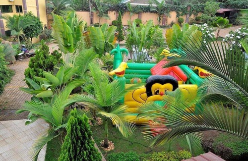 Kitende Hotel | Spacious 56 m² Hotel with Pool for Up to 4 Guests