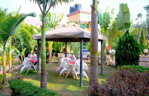 Kitende Hotel | Spacious 56 m² Hotel with Pool for Up to 4 Guests