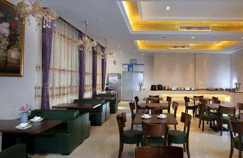 Shaoguan Hotel | Comfortable 5-Star Hotel for Up to 3 Guests