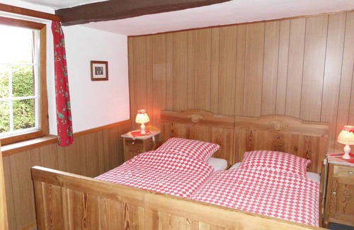Soderstorf House | Eco-Friendly 2-Bedroom House for 4 Guests - Rated 9/10