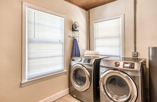 Downtown Historic District House | Exceptional Stay at 56 Valencia Street - Family-Friendly Haven