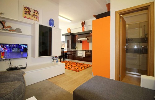 Porec Apartment | Cozy 57 m² Apartment with Kitchen for Up to 4 Guests