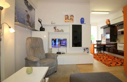 Porec Apartment | Cozy 57 m² Apartment with Kitchen for Up to 4 Guests