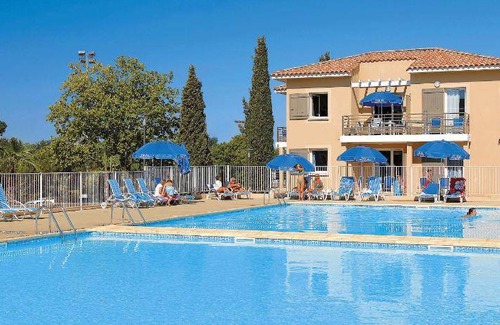 La Londe-les-Maures Hotel | 57 m² Hotel ∙ 2 bedrooms ∙ 6 guests