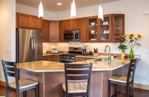 Moab House | Discover 57 Robber's Roost: A Guest Favorite with Hot Tub